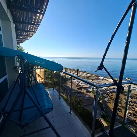 Azure Horizon *